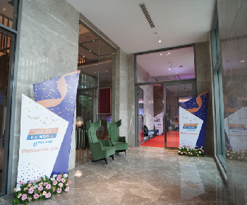 Conferences & Seminars